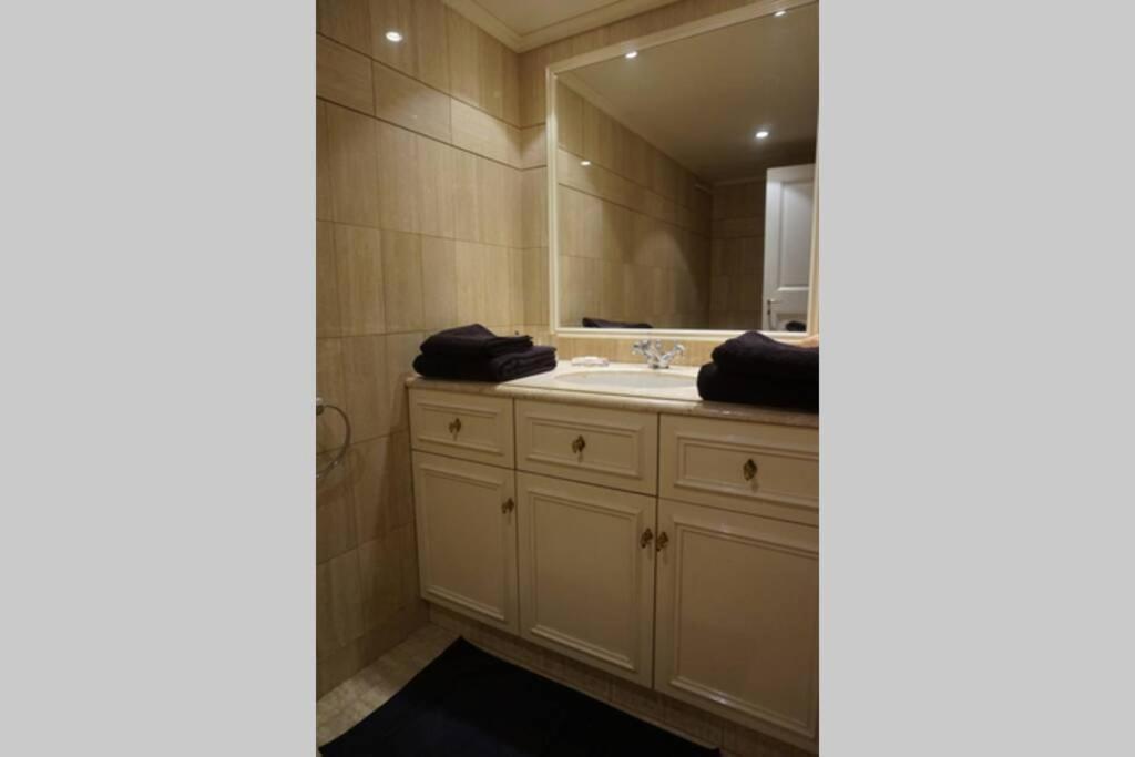 Le Calme A 2 Pas De Paris Apartment Levallois-Perret Exterior photo